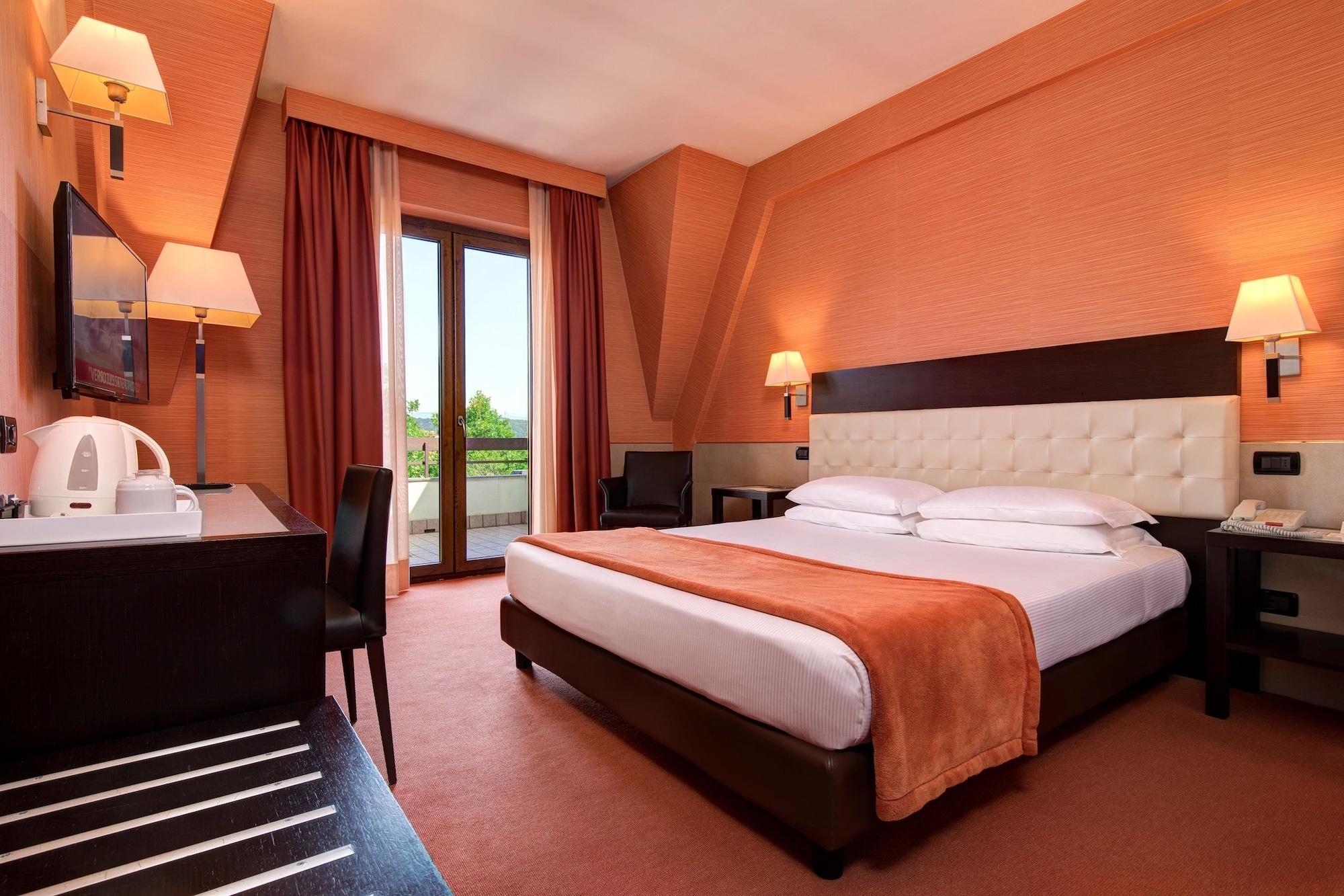 Best Western Gorizia Palace Bagian luar foto