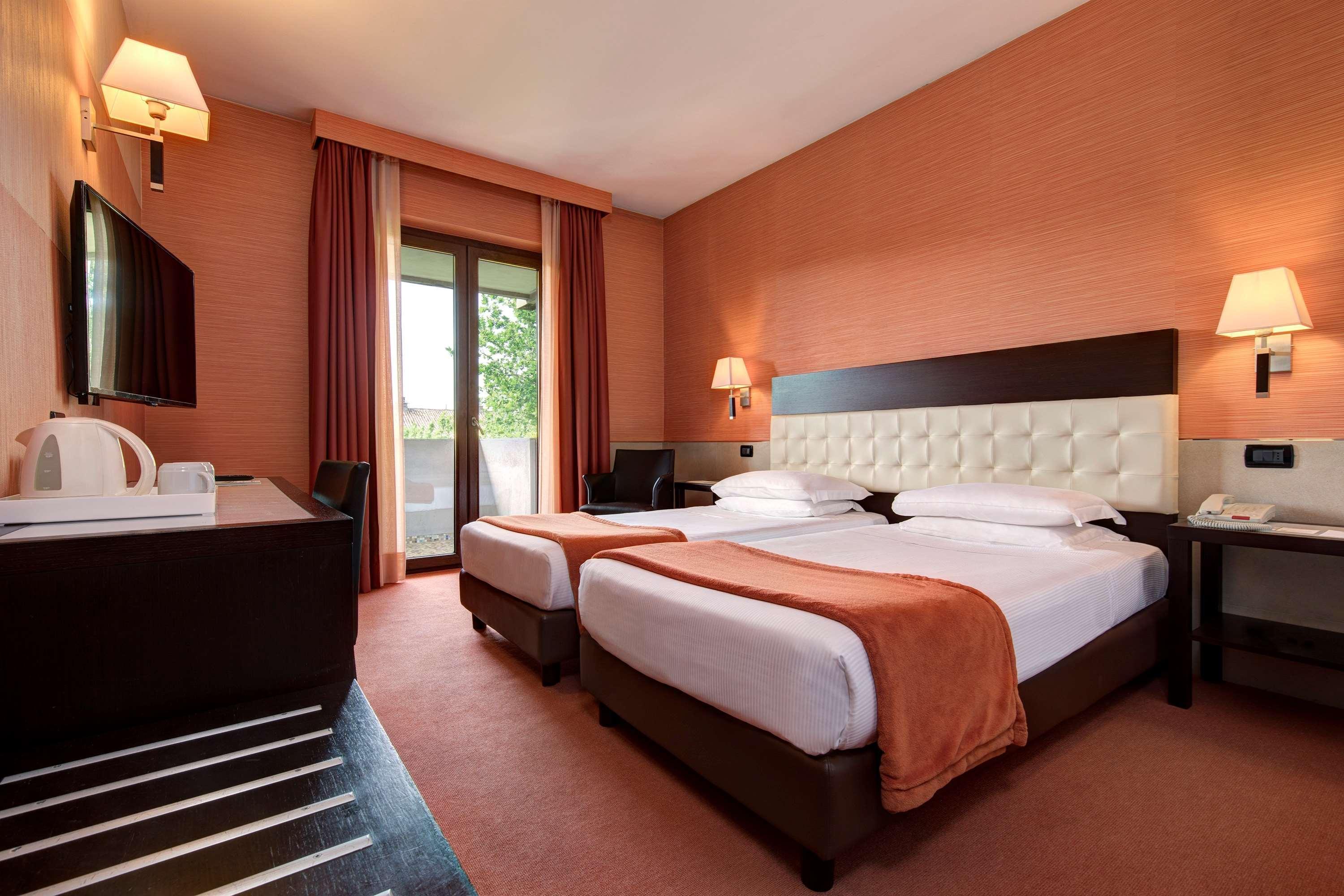 Best Western Gorizia Palace Bagian luar foto