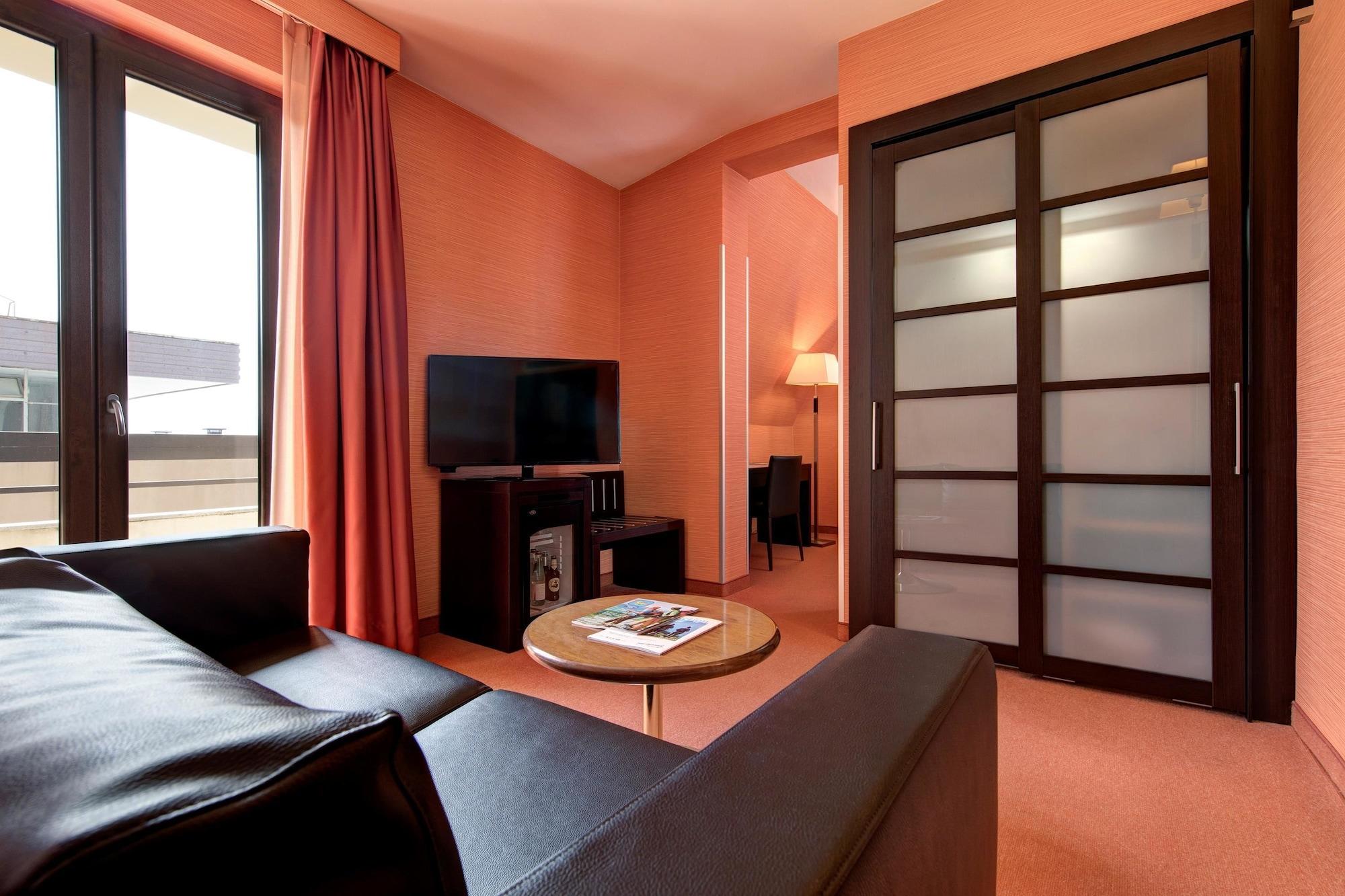 Best Western Gorizia Palace Bagian luar foto