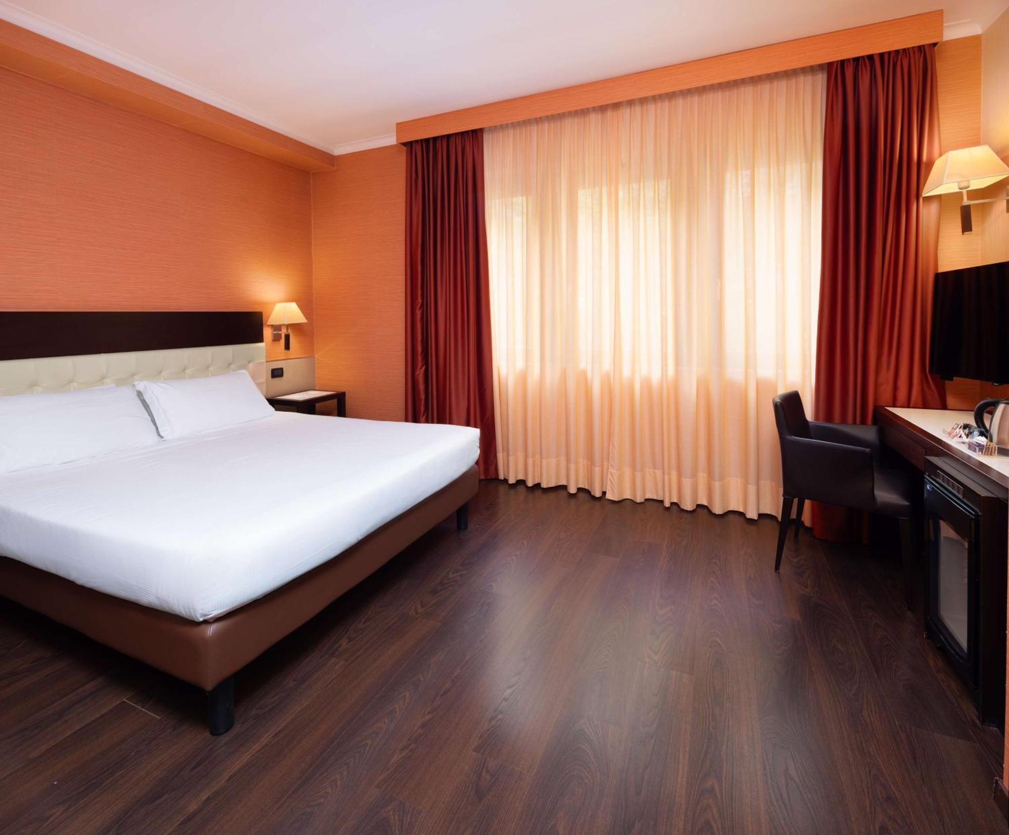 Best Western Gorizia Palace Bagian luar foto