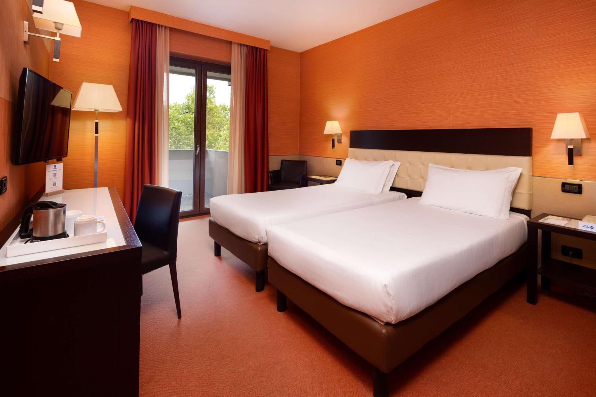 Best Western Gorizia Palace Bagian luar foto