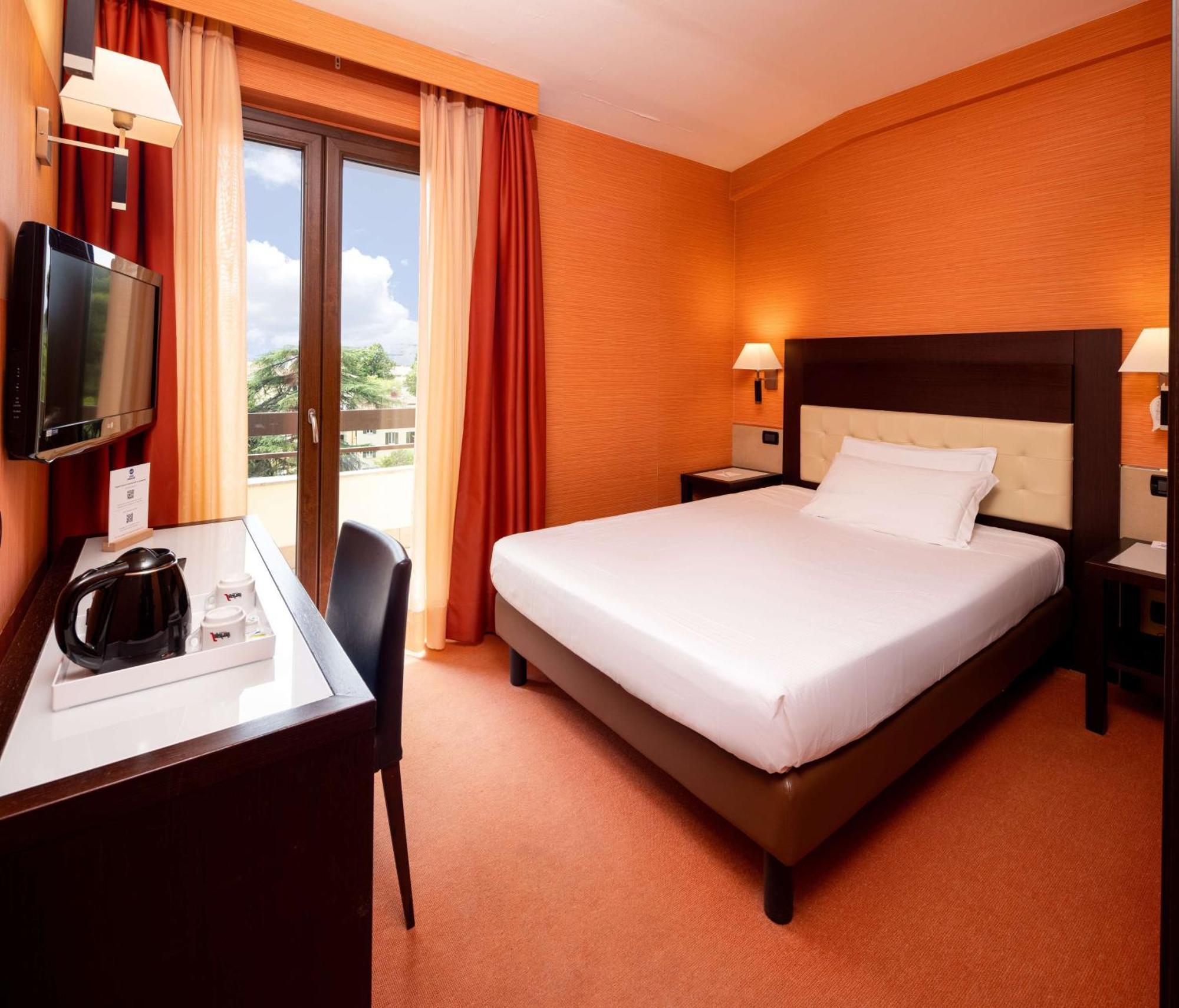 Best Western Gorizia Palace Bagian luar foto