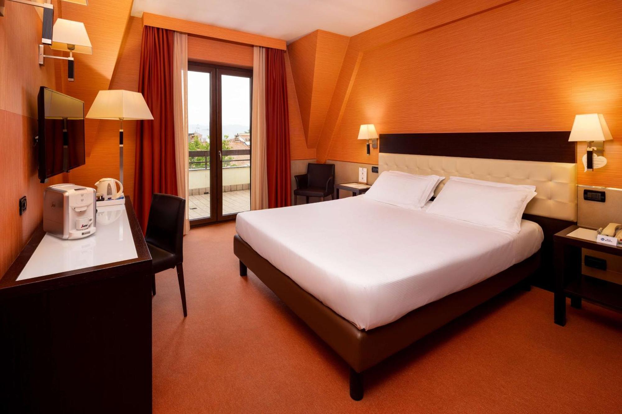 Best Western Gorizia Palace Bagian luar foto